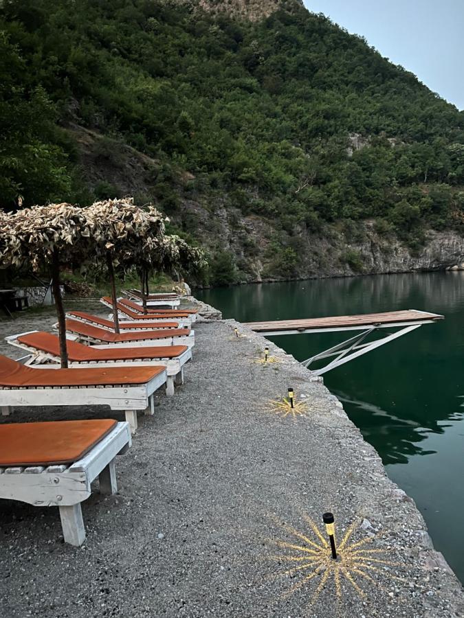 Neomalsore Agrotourism, Komani Lake 호텔 외부 사진