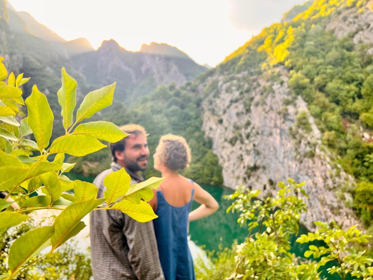 Neomalsore Agrotourism, Komani Lake 호텔 외부 사진