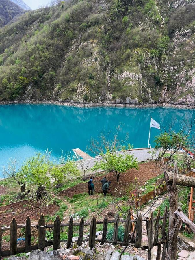 Neomalsore Agrotourism, Komani Lake 호텔 외부 사진